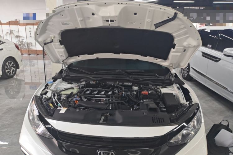 Used Honda Civic 2019 220TURBO CVT Dynamic Edition China VI Engine Bay