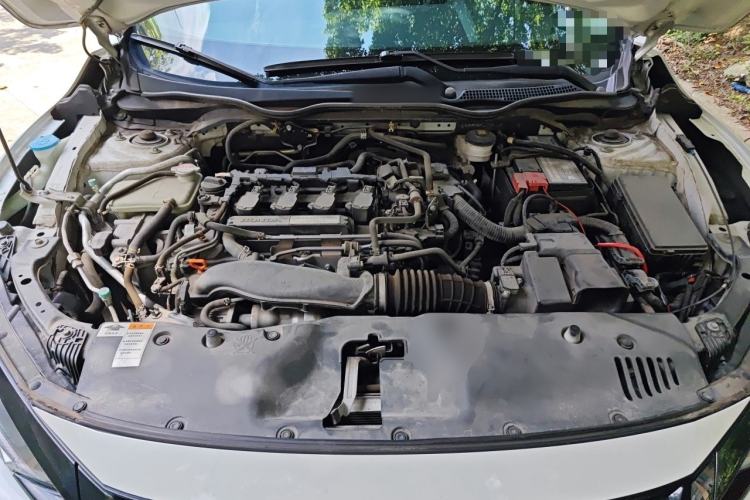 Used Honda Civic 2019 220TURBO CVT Dynamic Edition China VI Emission Standard Engine Bay