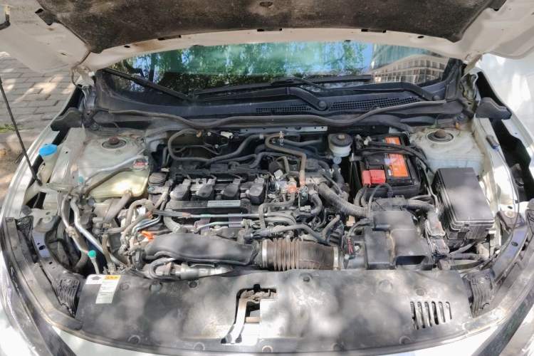 Used Honda Civic 2019 220TURBO CVT Dynamic Edition China VI Engine Bay