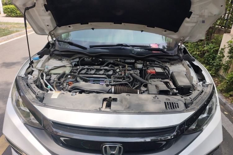 Used Honda Civic 2019 220TURBO CVT Dynamic Edition China VI Engine Bay