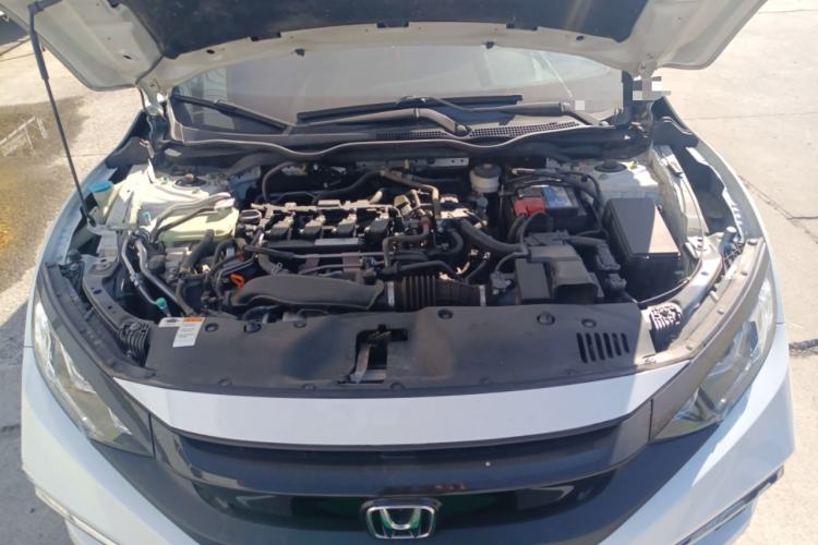 Used Honda Civic 2019 220TURBO CVT Dynamic Edition China VI Engine Bay