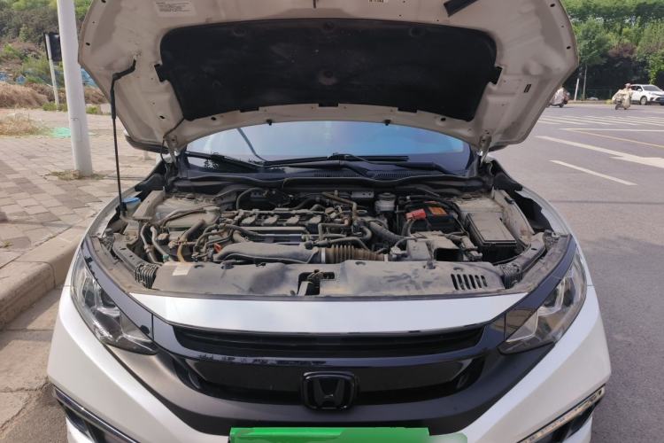 Used Honda Civic 2019 220TURBO CVT Dynamic Edition China VI Engine Bay