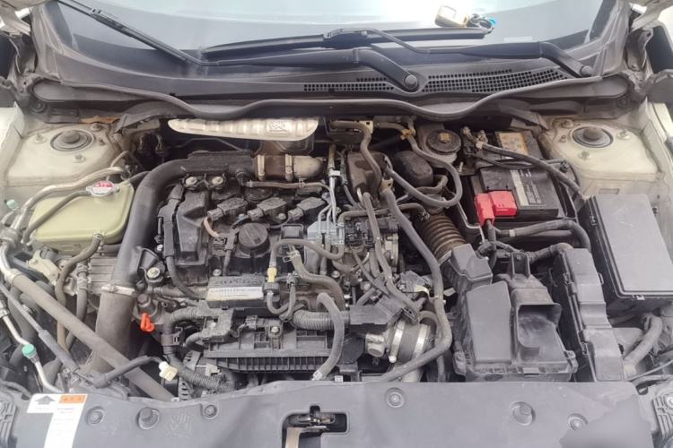 Used Honda Civic 2019 180TURBO CVT Shangdong Edition China VI Engine Bay