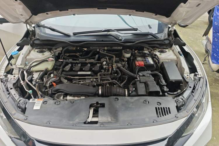 Used Honda Civic 2019 220TURBO CVT Dynamic Edition China V Engine Bay