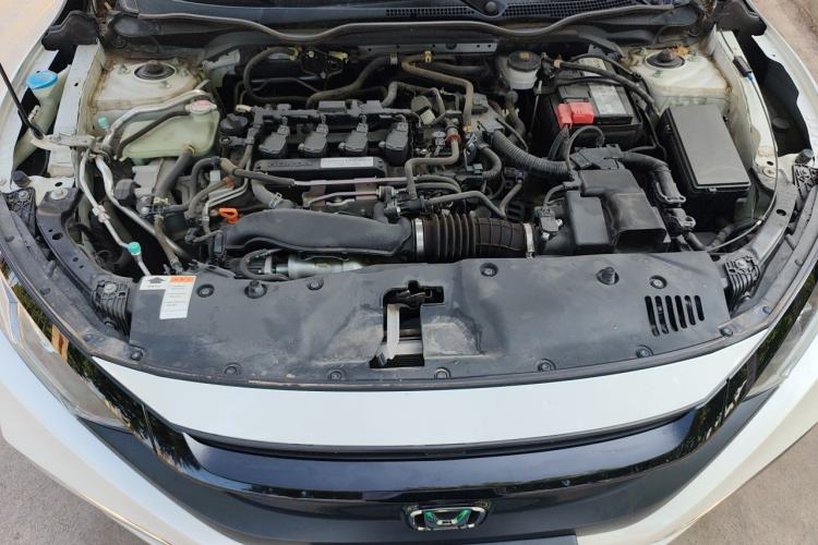 Used Honda Civic 2019 220TURBO CVT Dynamic Edition China VI Engine Bay