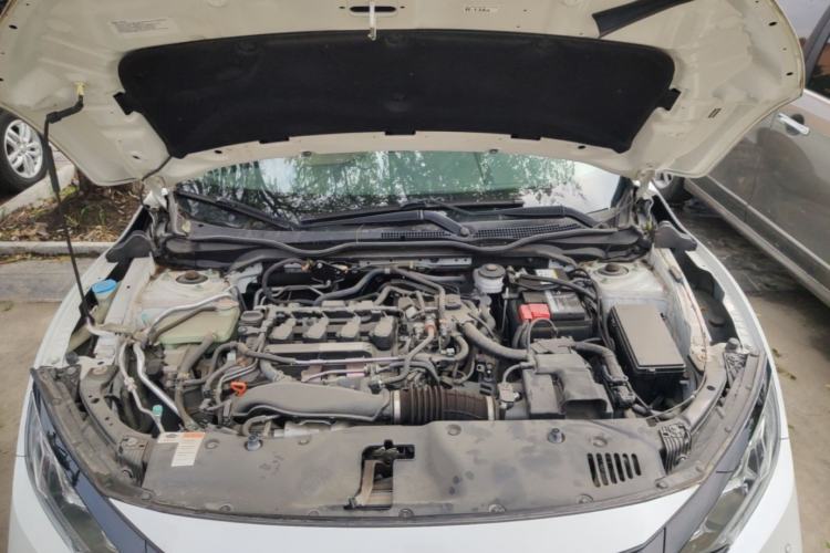Used Honda Civic 2019 220TURBO CVT Dynamic Edition China V Emission Standard Engine Bay
