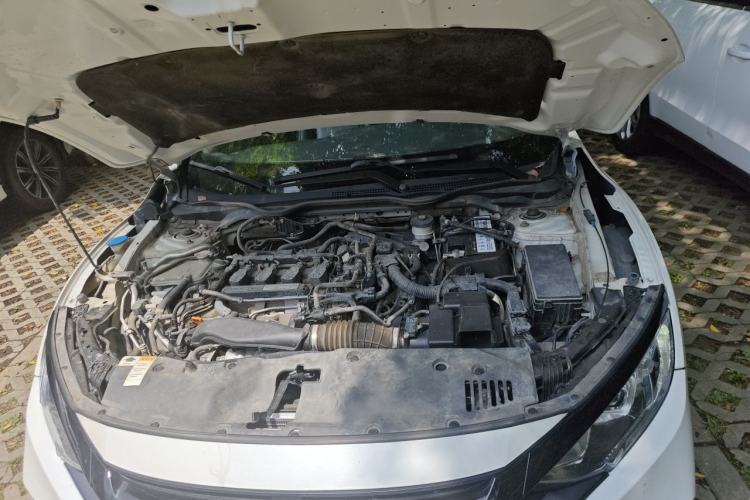 Used Honda Civic 2019 220TURBO CVT Dynamic Edition China VI Engine Bay