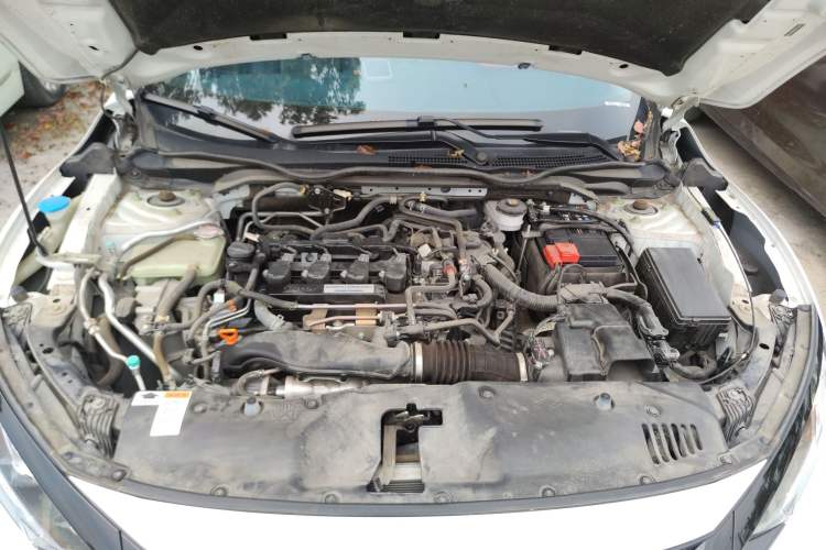 Used Honda Civic 2019 220TURBO CVT Dynamic Edition China VI Engine Bay