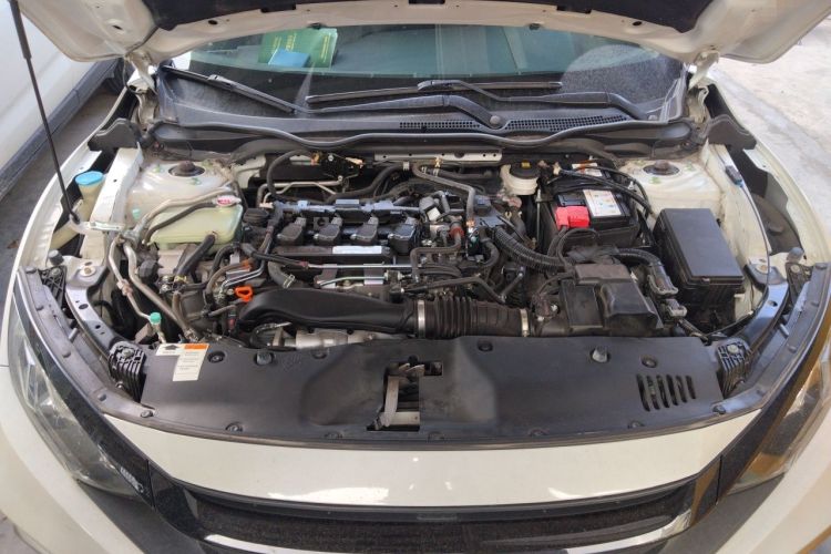 Used Honda Civic 2019 220TURBO CVT Dynamic Edition China VI Engine Bay