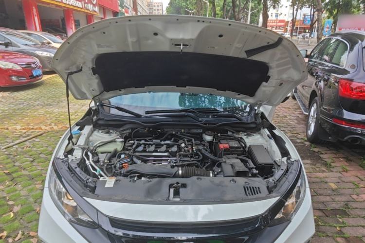 Used Honda Civic 2019 220TURBO CVT Dynamic Edition China VI Engine Bay
