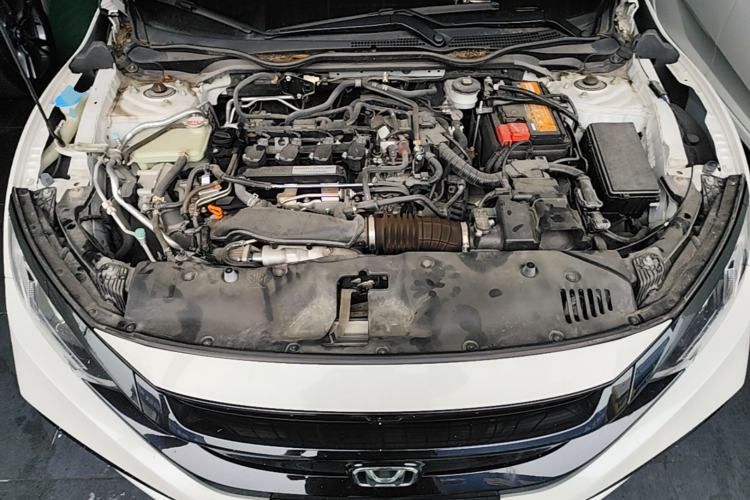 Used Honda Civic 2019 220TURBO CVT Dynamic Edition China VI Emission Standard Engine Bay