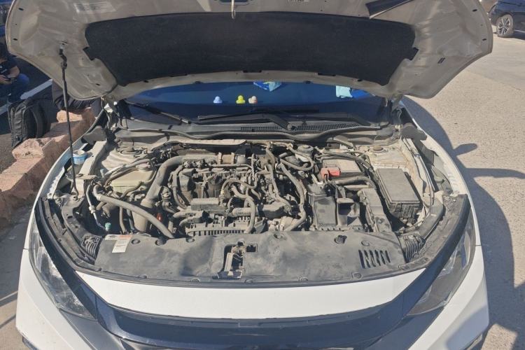 Used Honda Civic 2019 180TURBO CVT Shangdong Edition China VI Engine Bay