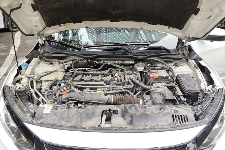 Used Honda Civic 2019 220TURBO CVT Dynamic Edition China VI Engine Bay
