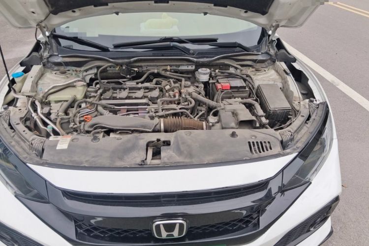 Used Honda Civic 2019 220TURBO CVT Dynamic Edition China VI Engine Bay
