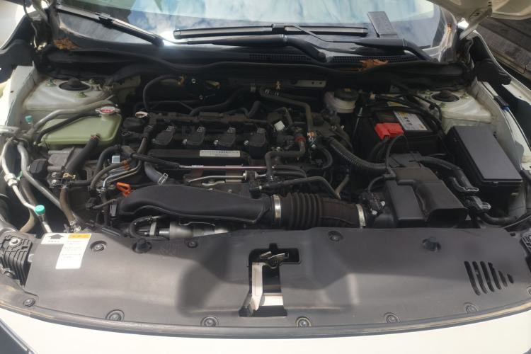 Used Honda Civic 2019 220TURBO CVT Dynamic Edition China VI Emission Standard Engine Bay