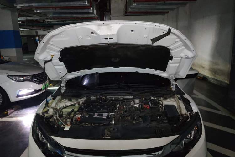 Used Honda Civic 2019 220TURBO CVT Dynamic Edition China V Engine Bay
