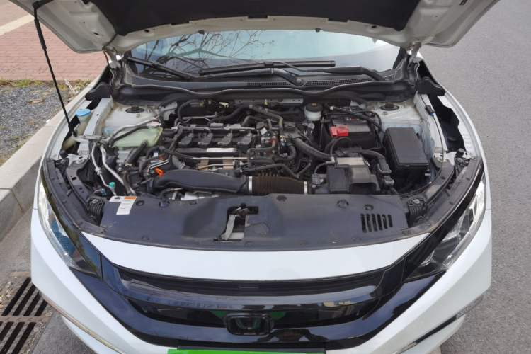 Used Honda Civic 2019 220TURBO Manual Jinkong Edition China VI Engine Bay