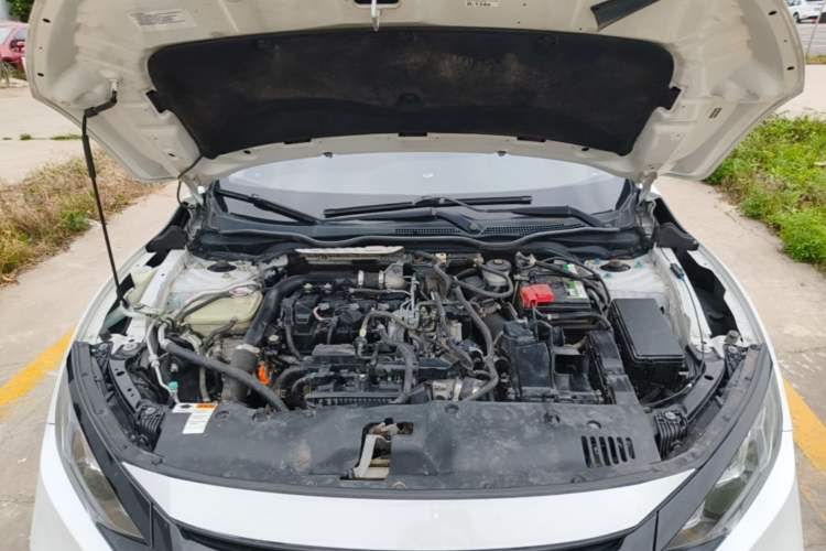 Used Honda Civic 2019 180TURBO CVT Shangdong Edition China VI Engine Bay