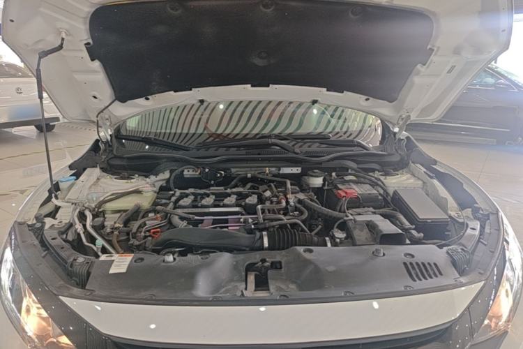 Used Honda Civic 2019 220TURBO CVT Dynamic Edition China VI Engine Bay
