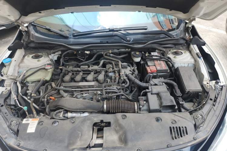 Used Honda Civic 2019 220TURBO Manual Jinkong Edition China VI Engine Bay