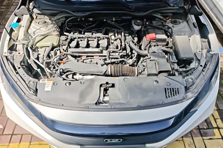 Used Honda Civic 2019 220TURBO CVT Dynamic Edition China VI Engine Bay