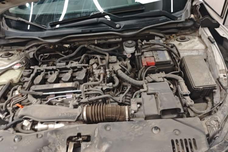 Used Honda Civic 2019 220TURBO CVT Dynamic Edition China VI Engine Bay