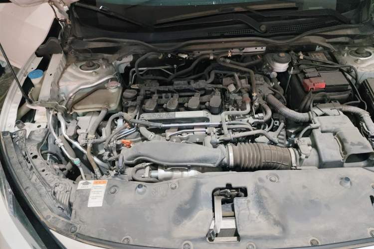 Used Honda Civic 2019 220TURBO CVT Dynamic Edition China VI Engine Bay
