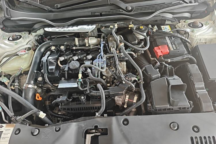 Used Honda Civic 2019 180TURBO CVT Shangdong Edition China VI Engine Bay