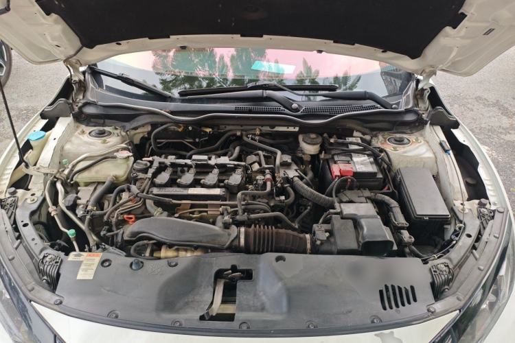 Used Honda Civic 2019 220TURBO CVT Dynamic Edition China VI Engine Bay