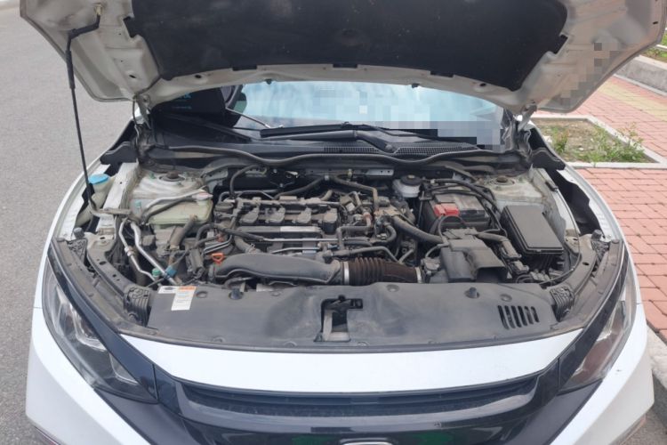 Used Honda Civic 2019 220TURBO CVT Dynamic Edition China VI Engine Bay