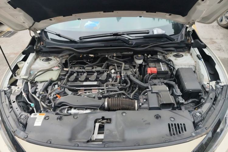 Used Honda Civic 2019 220TURBO CVT Dynamic Edition China VI Engine Bay