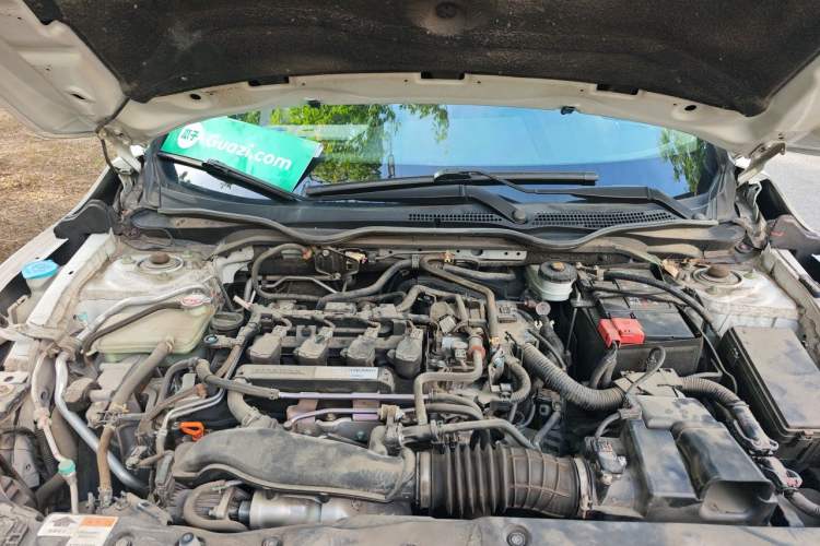Used Honda Civic 2019 220TURBO CVT Dynamic Edition China VI Engine Bay