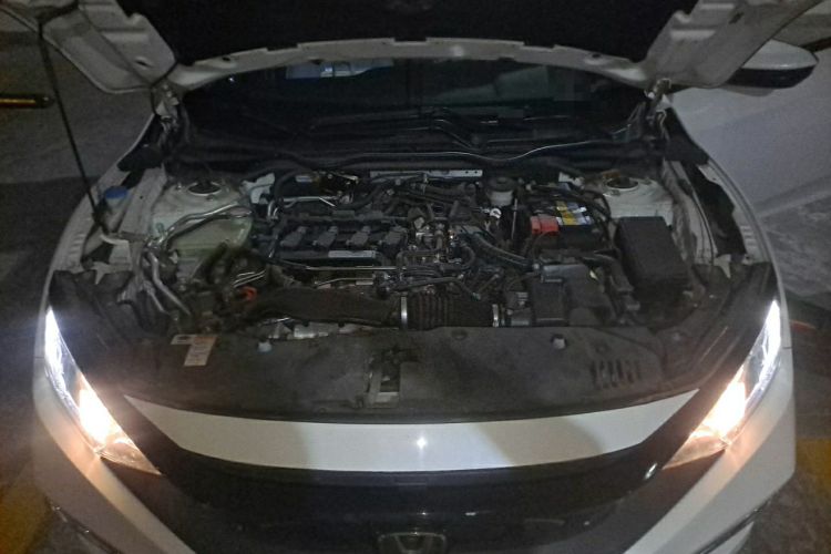 Used Honda Civic 2019 220TURBO CVT Dynamic Edition China VI Engine Bay
