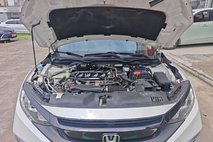 Used Honda Civic 2019 220TURBO CVT Dynamic Edition China VI Engine Bay