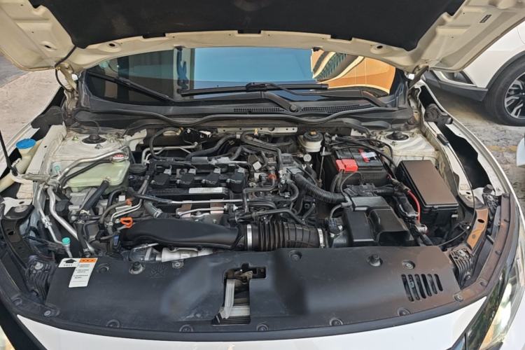 Used Honda Civic 2019 220TURBO CVT Dynamic Edition China VI Engine Bay