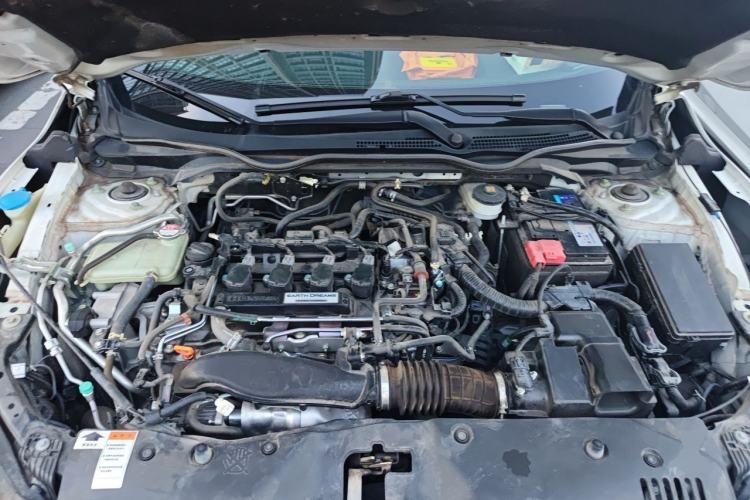 Used Honda Civic 2019 220TURBO CVT Dynamic Edition China VI Emission Standard Engine Bay