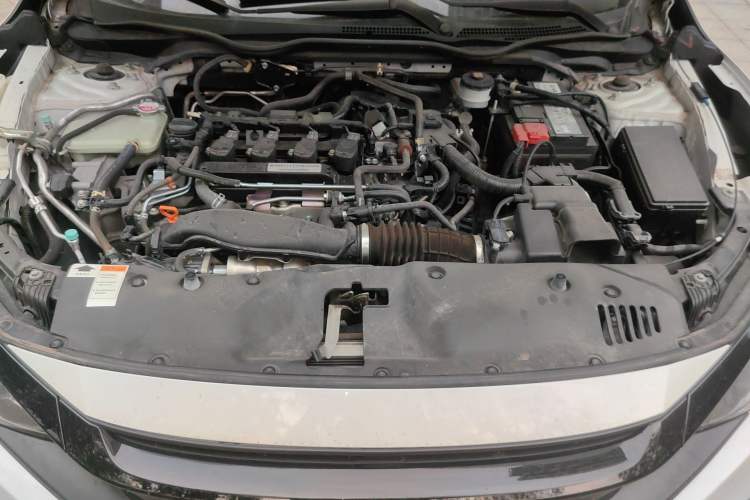 Used Honda Civic 2019 220TURBO CVT Dynamic Edition China VI Engine Bay
