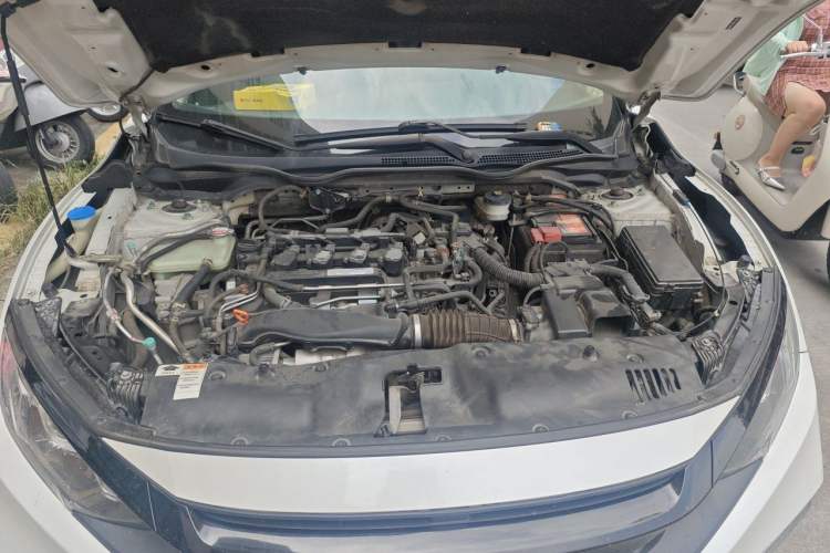 Used Honda Civic 2019 220TURBO CVT Dynamic Edition China VI Engine Bay