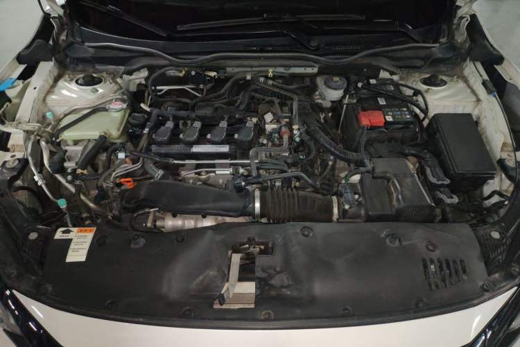 Used Honda Civic 2019 220TURBO CVT Dynamic Edition China VI Engine Bay