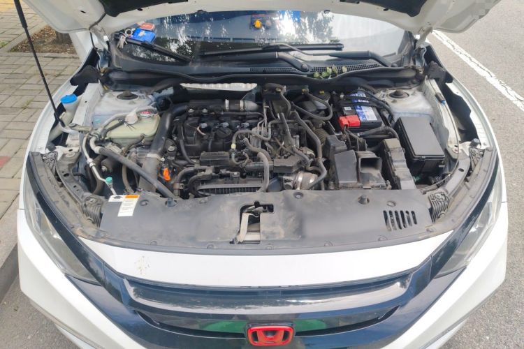 Used Honda Civic 2019 180TURBO CVT Shangdong Edition China VI Engine Bay