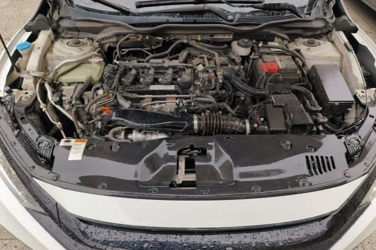 Used Honda Civic 2019 220TURBO CVT Dynamic Edition China VI Engine Bay