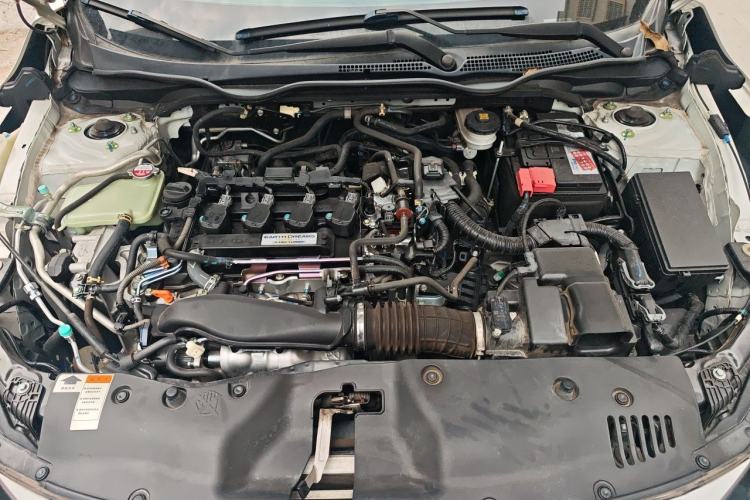Used Honda Civic 2019 220TURBO CVT Dynamic Edition China VI Engine Bay