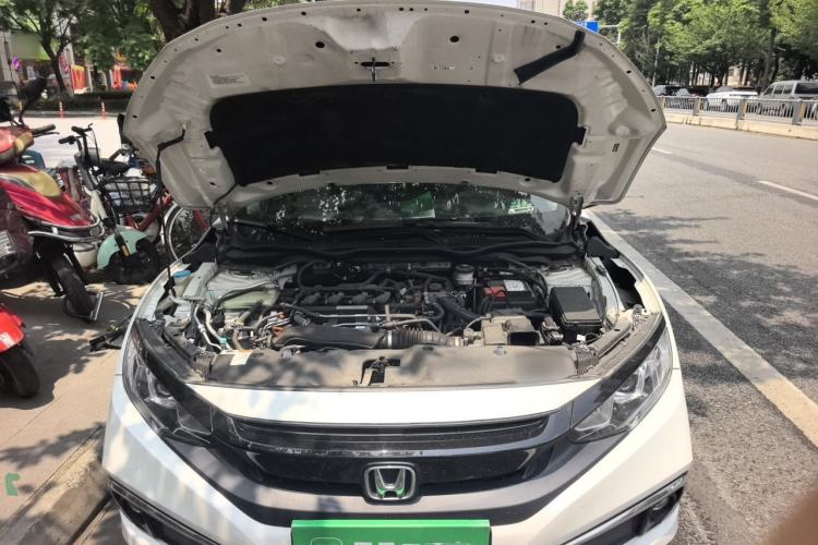 Used Honda Civic 2019 220TURBO CVT Dynamic Edition China VI Engine Bay