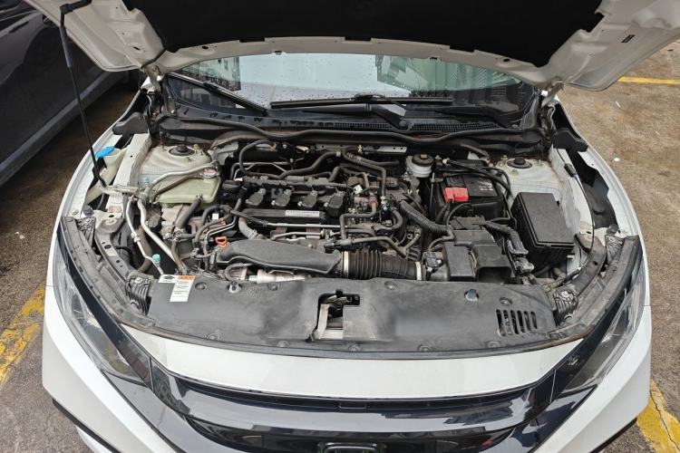 Used Honda Civic 2019 220TURBO CVT Dynamic Edition China VI Emission Standard Engine Bay