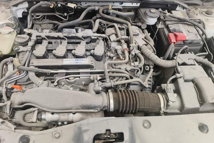 Used Honda Civic 2019 220TURBO Manual Jinkong Edition China VI Engine Bay