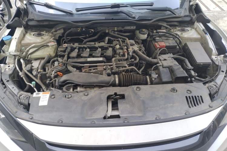 Used Honda Civic 2019 220TURBO CVT Dynamic Edition China VI Engine Bay