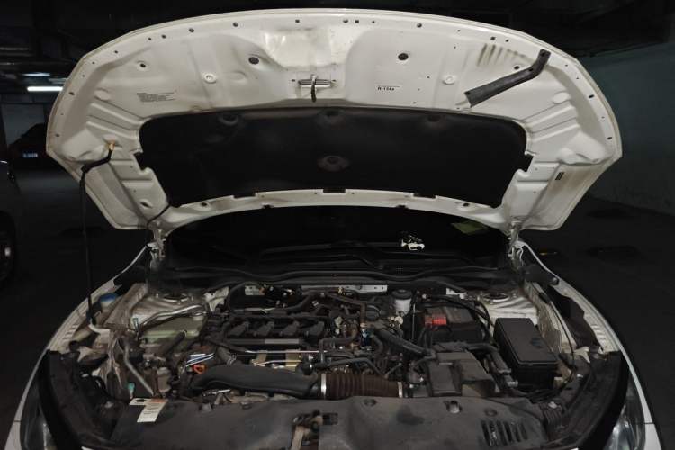 Used Honda Civic 2019 220TURBO CVT Dynamic Edition China VI Engine Bay