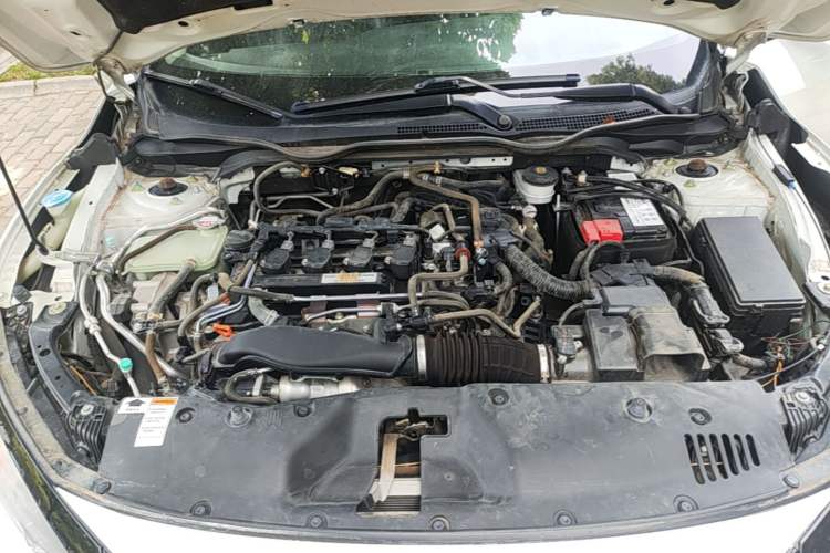 Used Honda Civic 2019 220TURBO CVT Dynamic Edition China VI Engine Bay