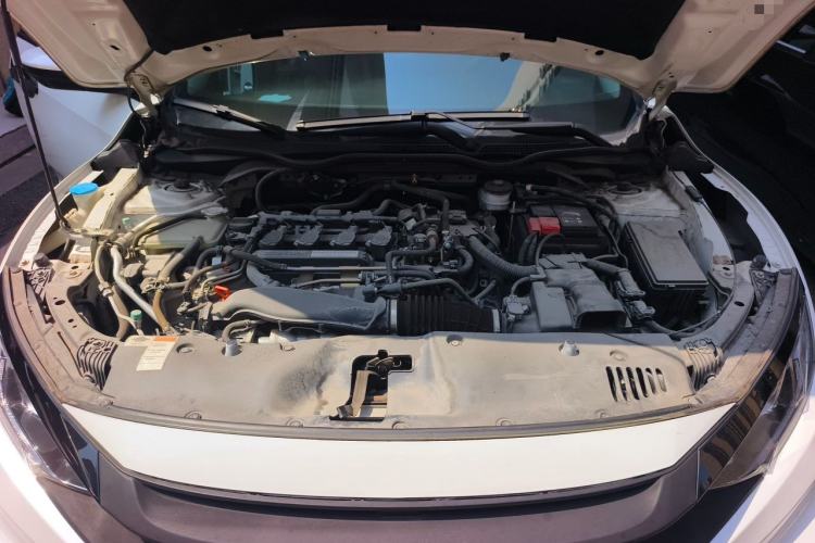 Used Honda Civic 2019 220TURBO CVT Dynamic Edition China VI Engine Bay