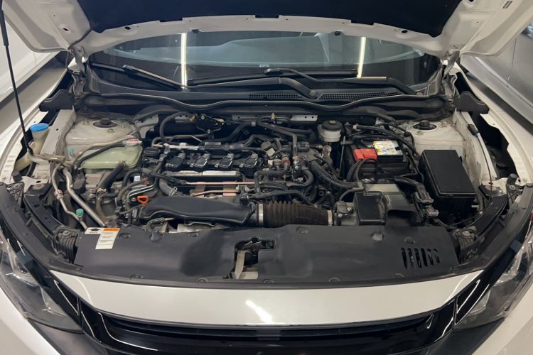 Used Honda Civic 2019 220TURBO CVT Dynamic Edition China VI Engine Bay